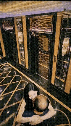 这么悬殊！若不是亲眼见过，
我真怀疑这是假的