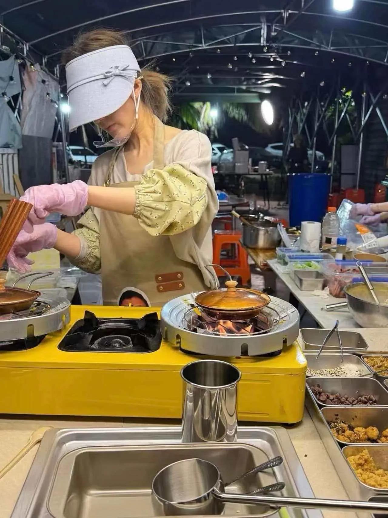 还有谁，哪位明星能够做出如此的事情？
不拍戏不上综艺，没有直播，个人更是毫不顾忌