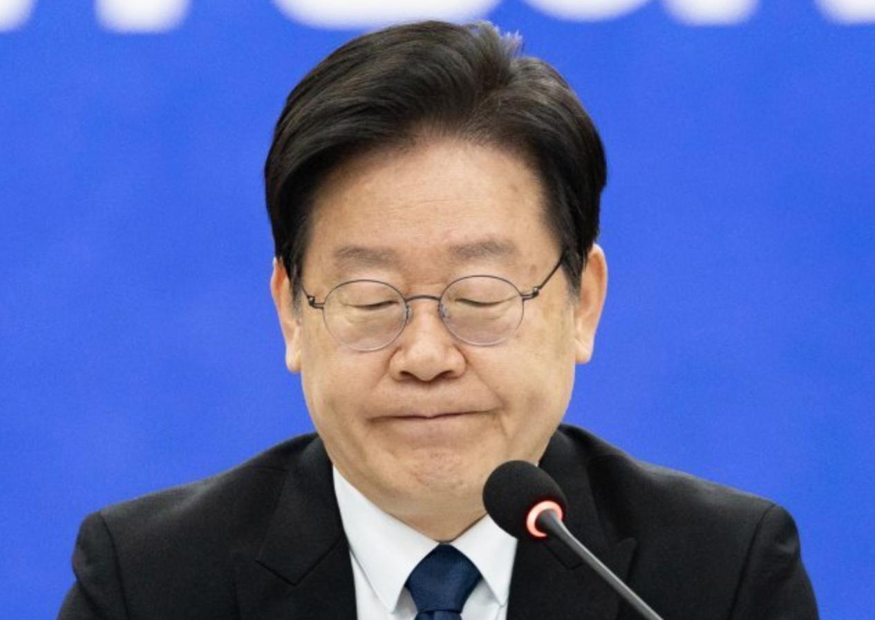 光州现场那块扎眼的 “台湾馆” 牌子总算被撤掉，可再怎么补救都太迟了。伤害已经实