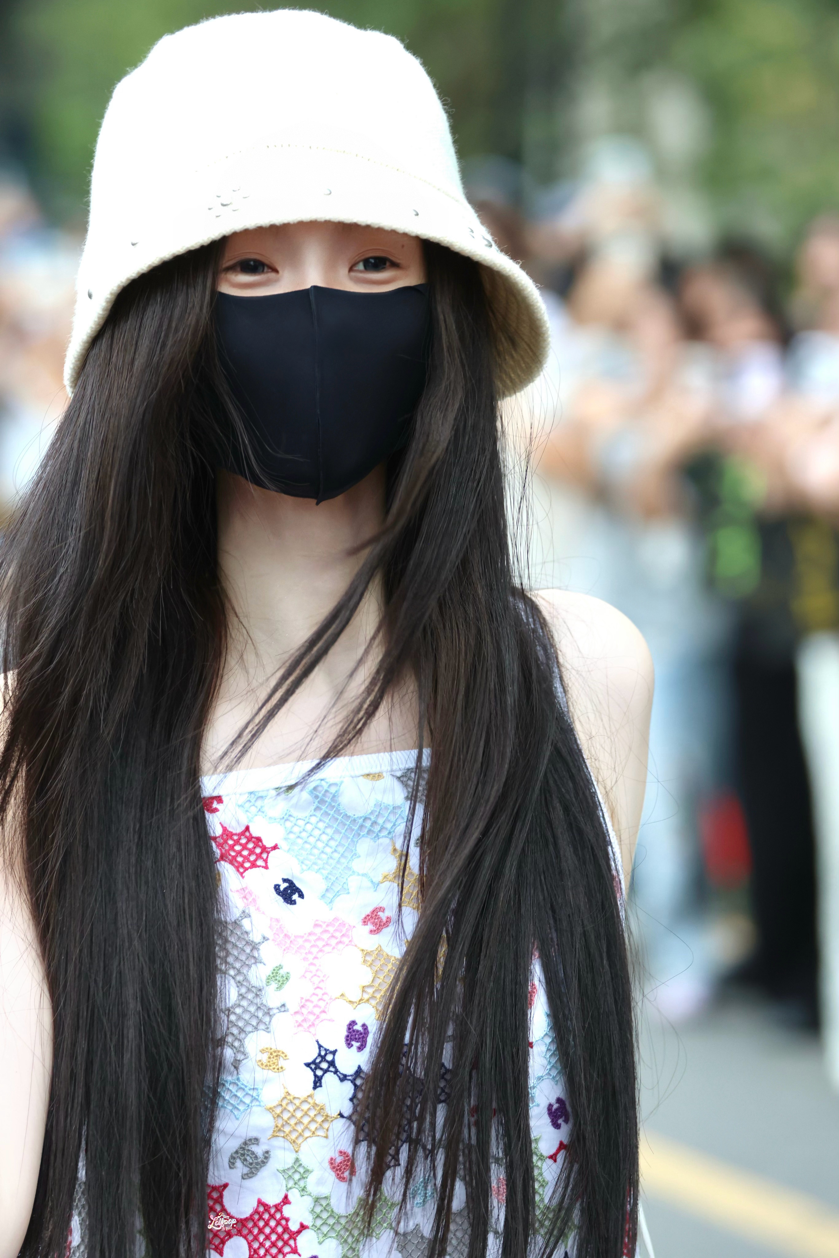 虞书欣[超话]虞书欣长生骨 田园少女👩‍🌾🍐今日星拍放送 ​​​