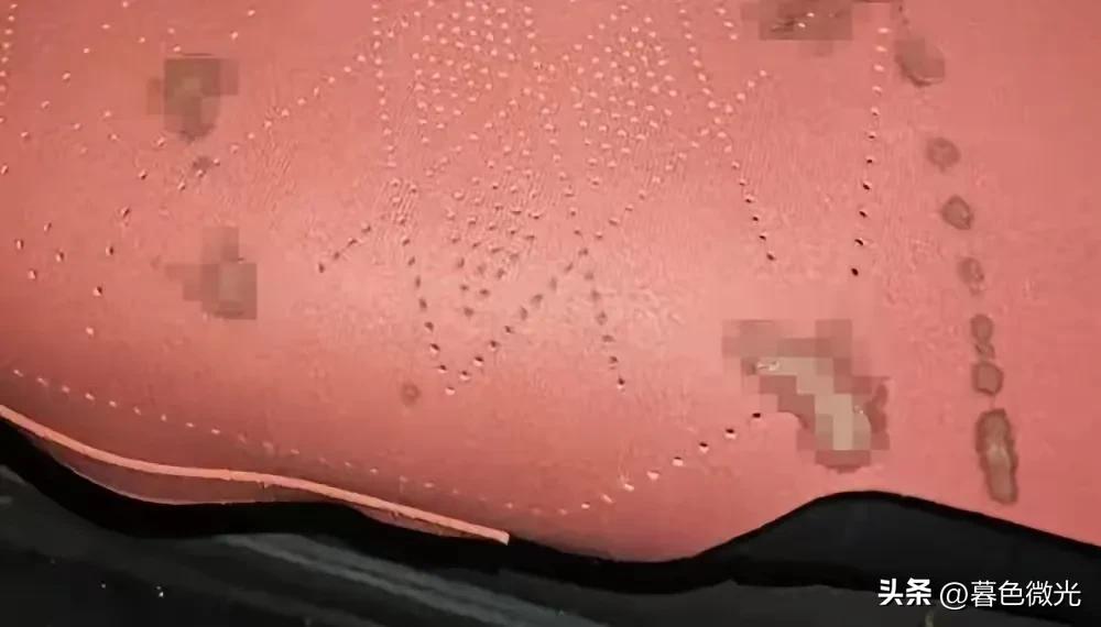 光鲜外表下的不堪，是谁在纵容这种无底线行为？
 
天津，网约车司机送完一对年轻男