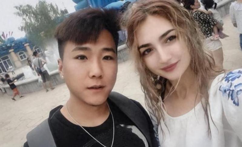 始料未及！我老家是河北唐山，在乌克兰基辅留学，女友是乌克兰人，上周我们结伴驱车前