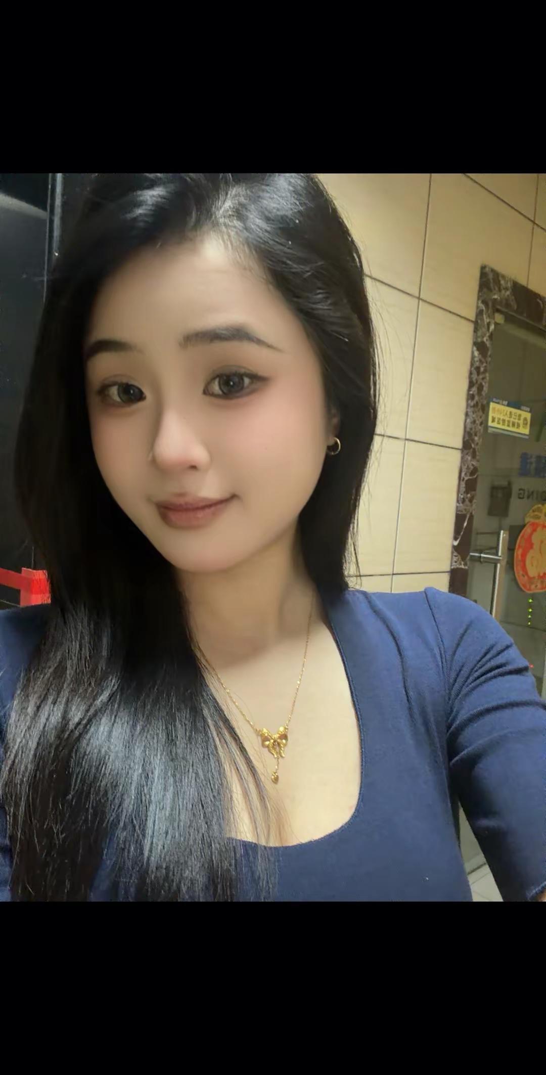 以前挺好的 睡得早 想的少 不知道从什么时候开始一切都变了.