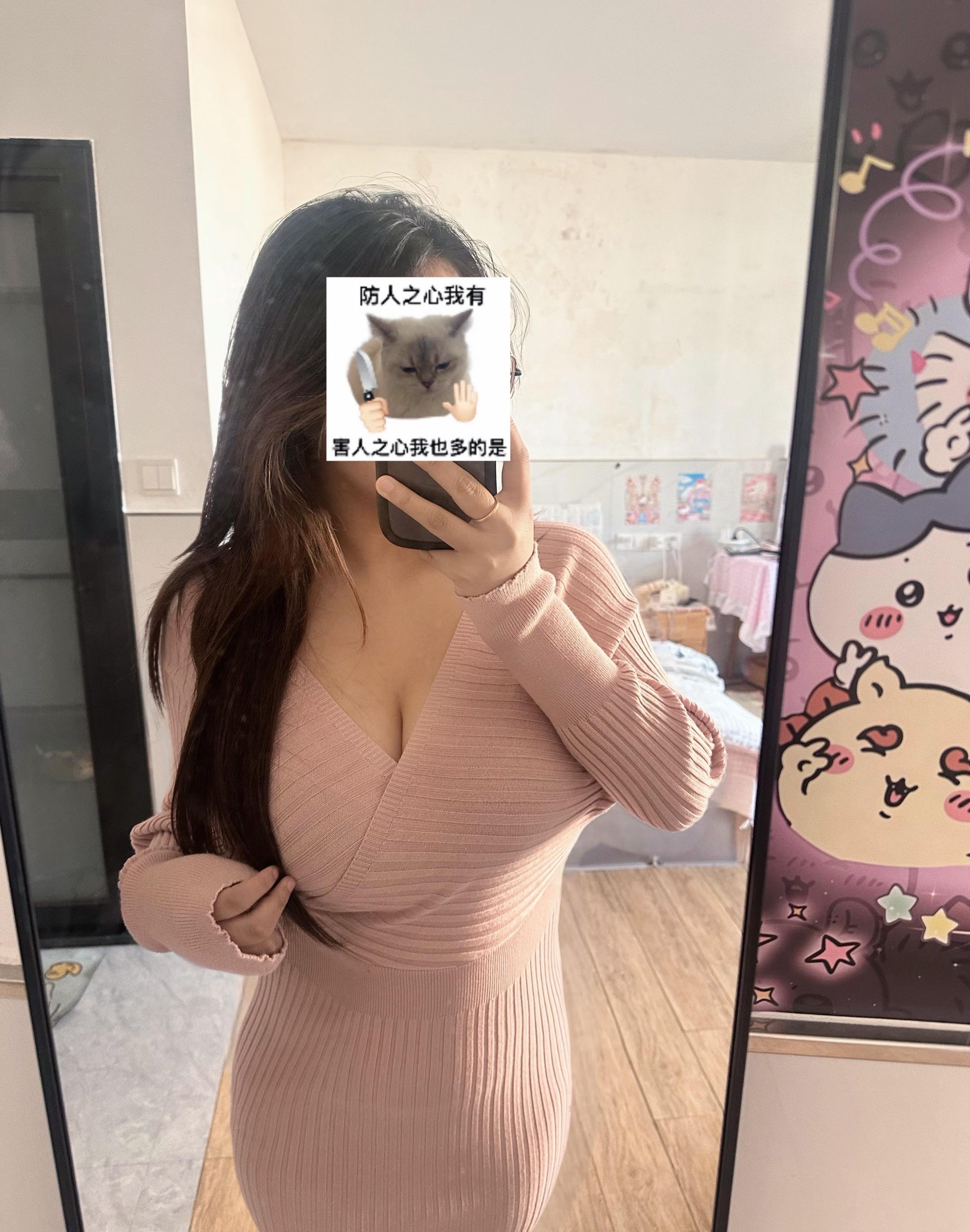 对镜拍 身材 不露脸系列 对镜子拍 裙