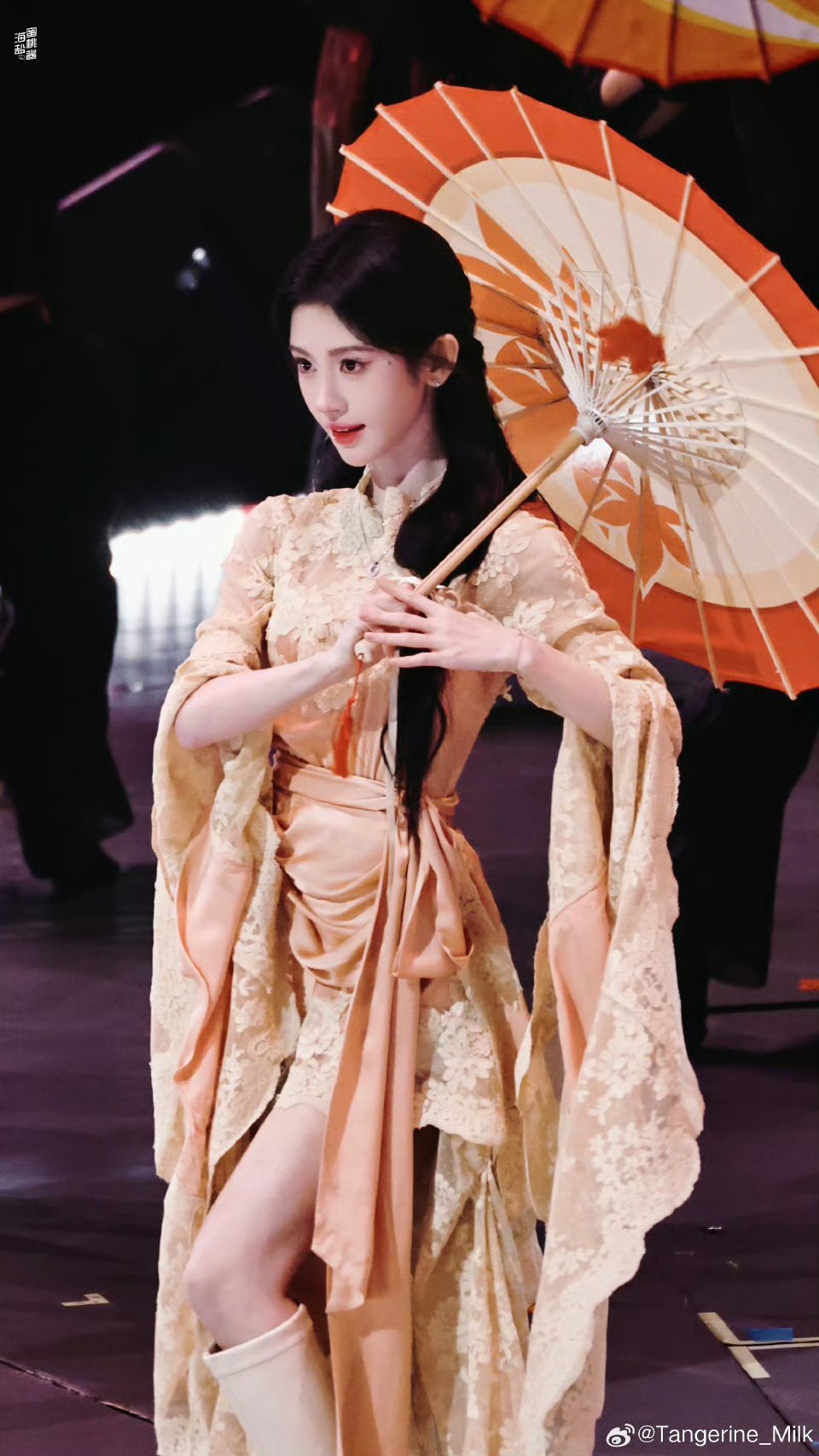 鞠婧祎b站跨年晚会，期待舞台 又可以美美出圈啦！ 