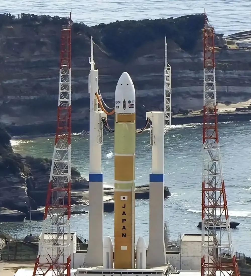 2026年2月，日本东京，高市早苗连任首相后，核野心炸裂曝光，44吨钚储备够造5