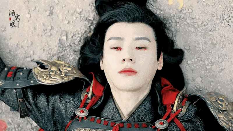 龚俊的吐血明显比图二的演绎得好[吃瓜群众]图二演的什么鬼哦？ ​​​