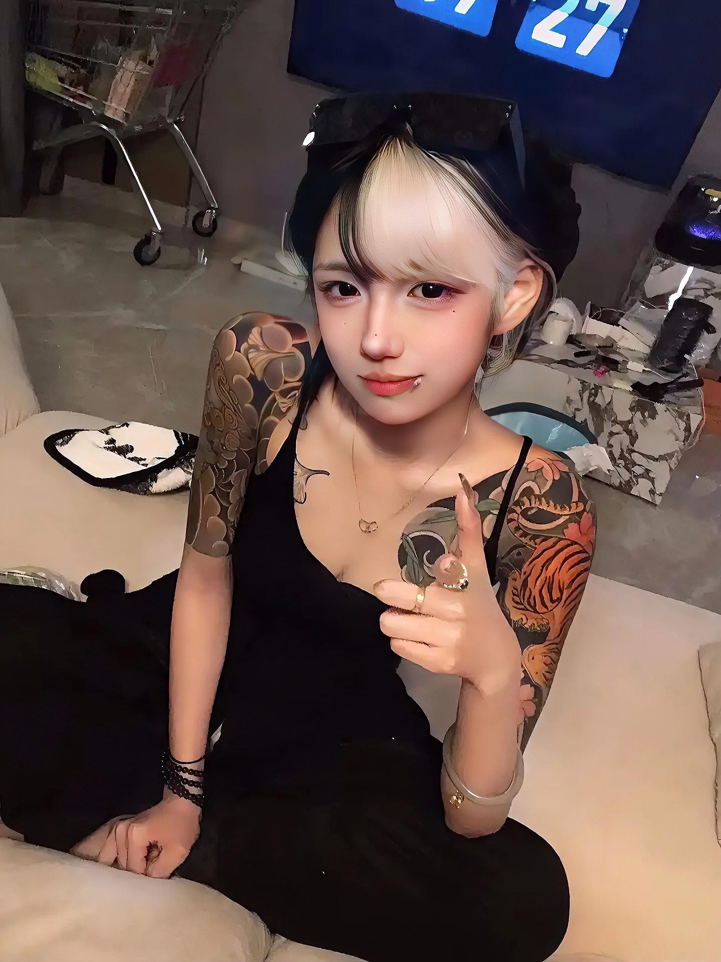 二十几岁正是爱听DJ的年纪