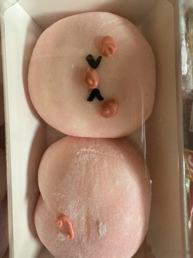 很美味的小🐷雪媚娘 