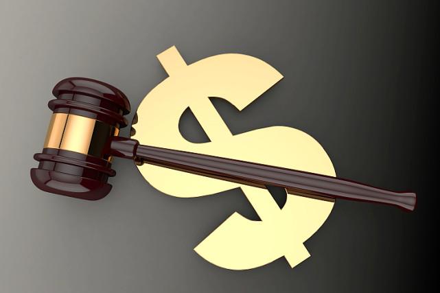 但顺着公开的工商股权关系一层层捋下来，事情好像没那么简单。这家贷款平台的唯一全资