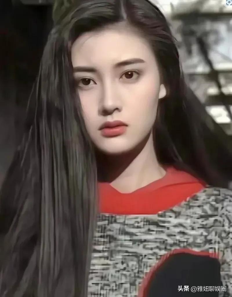 昔日港星美女真的实打实的美貌啊，一个比一个漂亮。尤其是李嘉欣，年轻时候的颜值真的