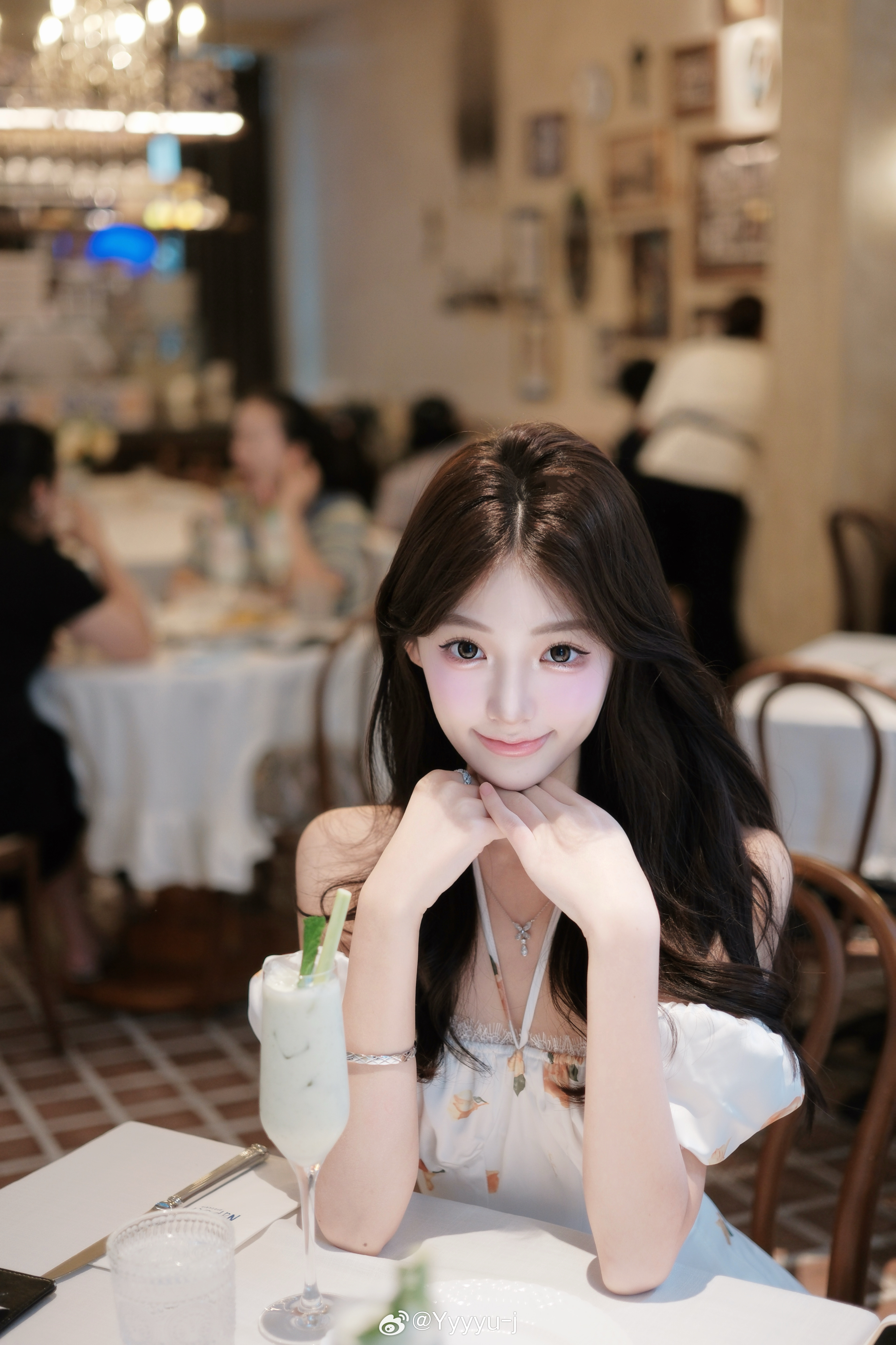 你说恨我一辈子 那和想我一辈子有什么区别  ​​​