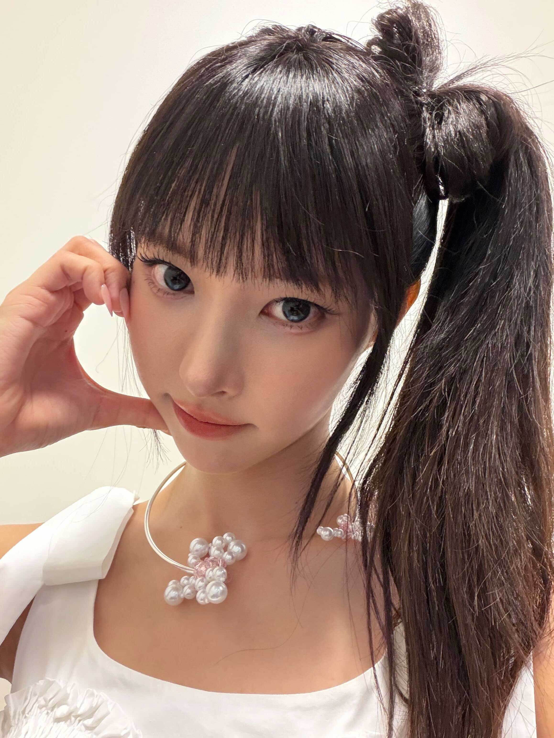 260824 Yunah更新wvs香港! 大噶吼💕💕这两天的香港非常非常有趣