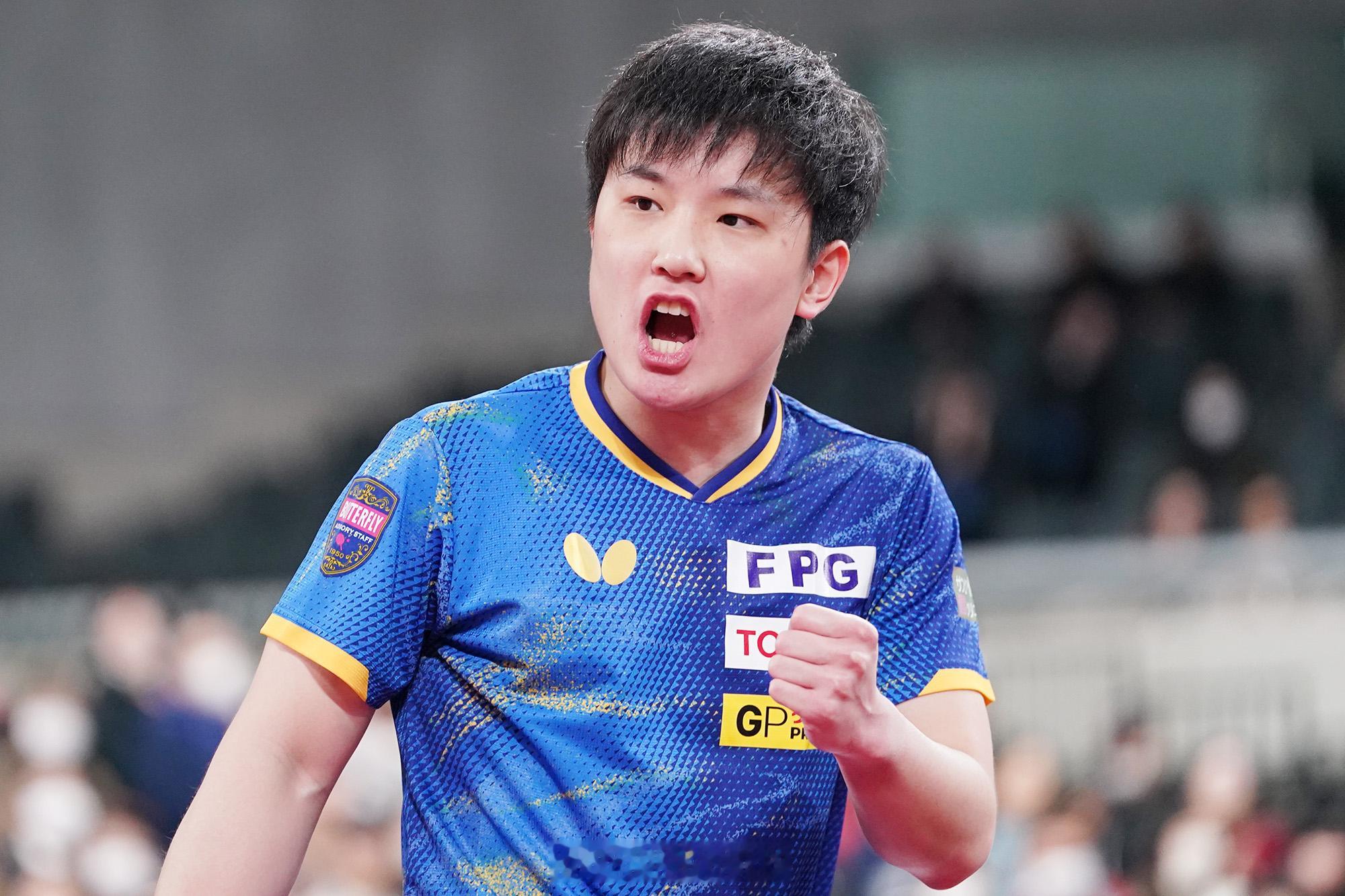 2025全日本乒乓球锦标赛  男单1/4决赛，张本智和以4比0（11-5、11-