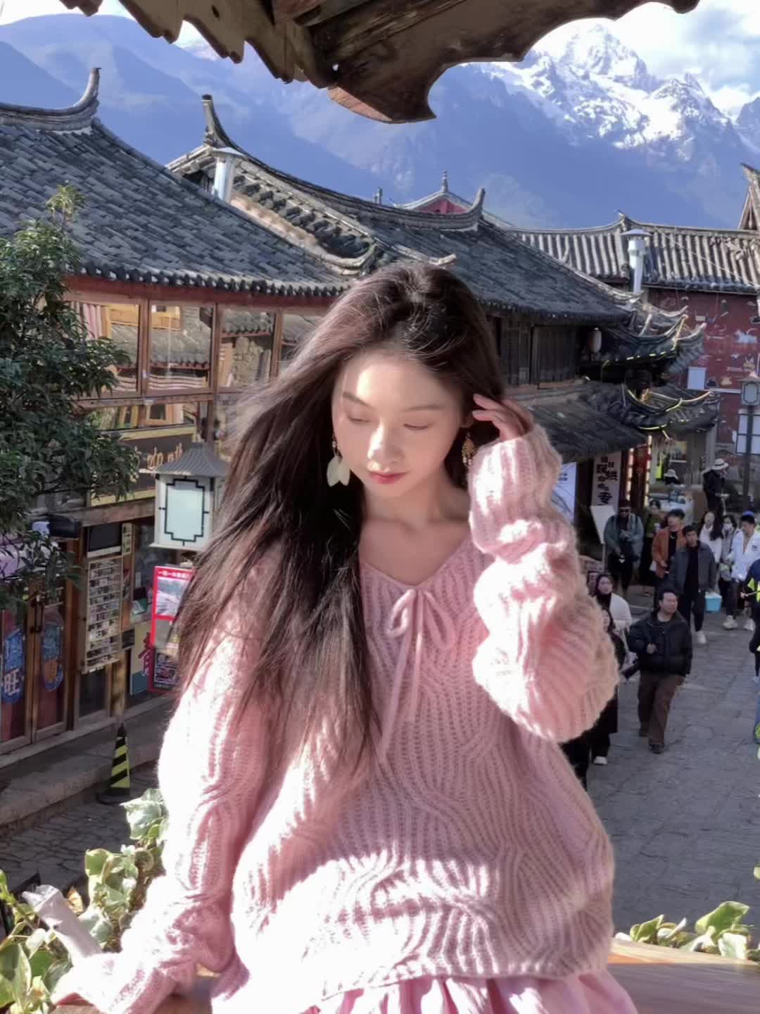 雪山下的白沙古镇