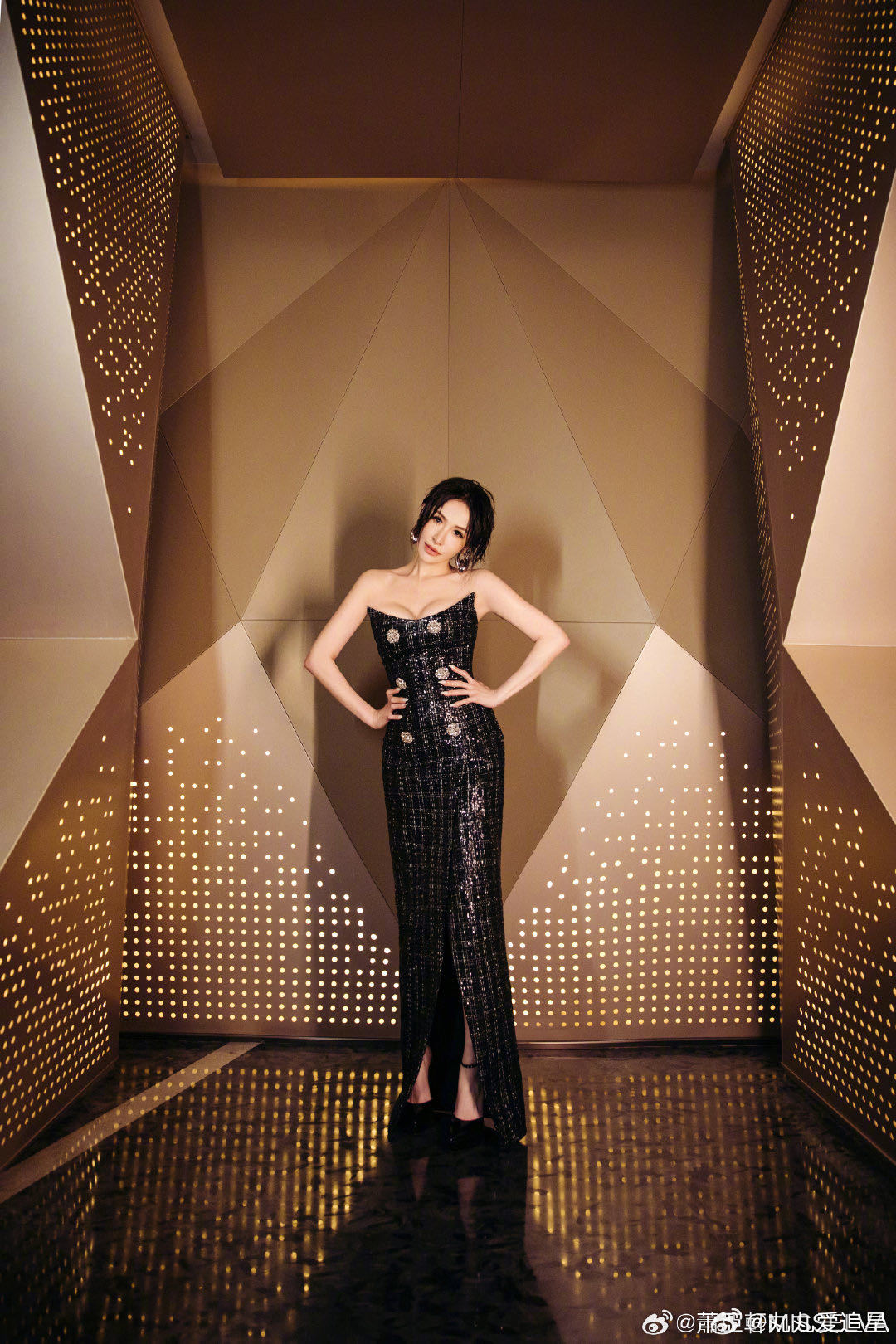 萧亚轩至今动了5次手术 从舞后到"术后"，不变的是眼里的光 等你带着新故事和新健