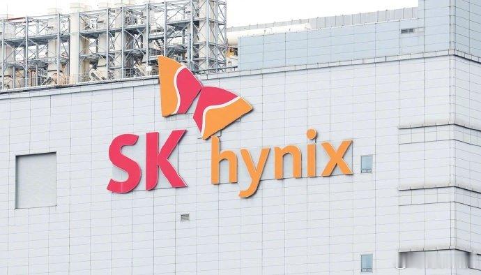 SK海力士股价大跌近10%【SK海力士季度营业利润不及预期，股价大跌近 10%】