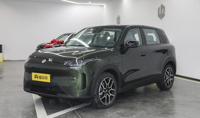 你肯定听说过这句话：电动车电池，一半是开坏的，一半是充坏的。

大错特错。行业里