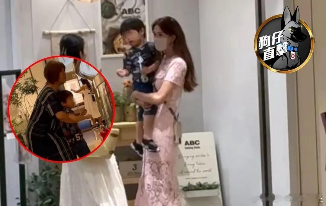 #林志玲与婆婆商场遛娃# 林志玲和婆婆同框带娃，未请保姆照顾，2岁儿子被赞像妈妈