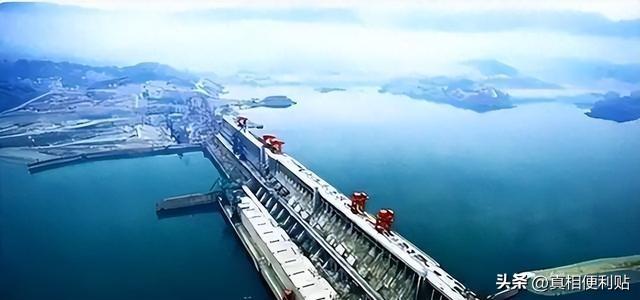 一位曾参加三峡大坝修建的工程师说道，大部分人都不知道，曾在大坝修建之前，我国清华