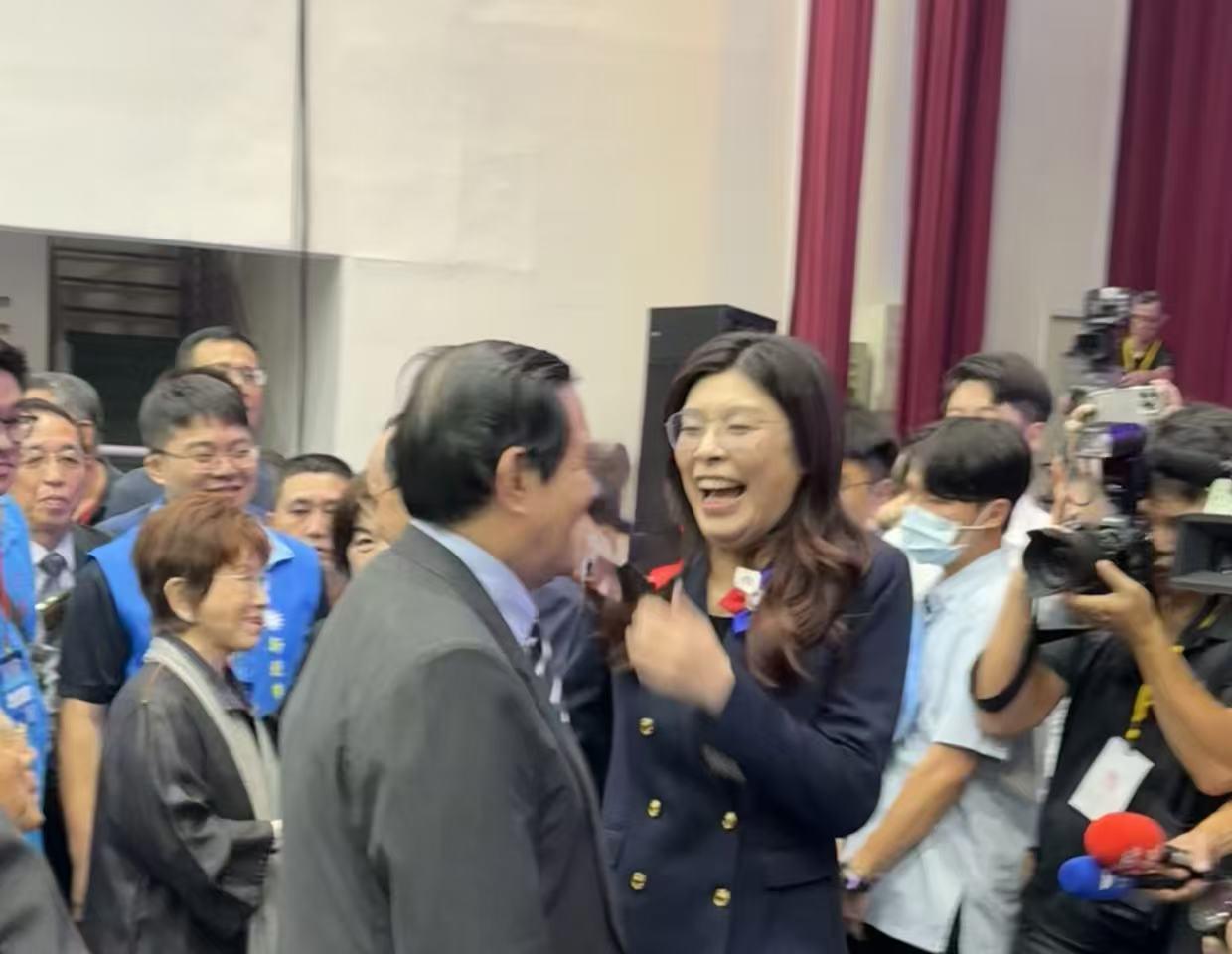 两岸关系进入了新阶段，国民党也迎来了新机遇。能否把机遇变成自身发展的推动力，端看
