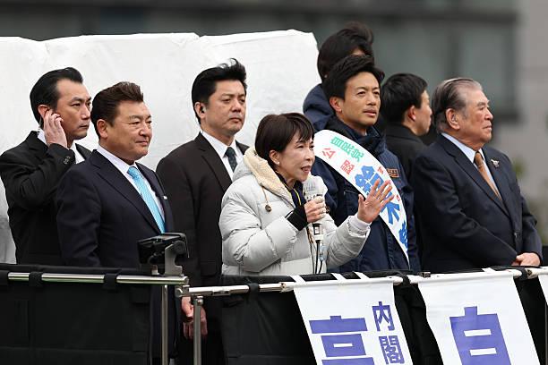 《安倍之后，日本街头政治变了：高市“背靠大楼”这一步，信息量很大》
你有没有发现