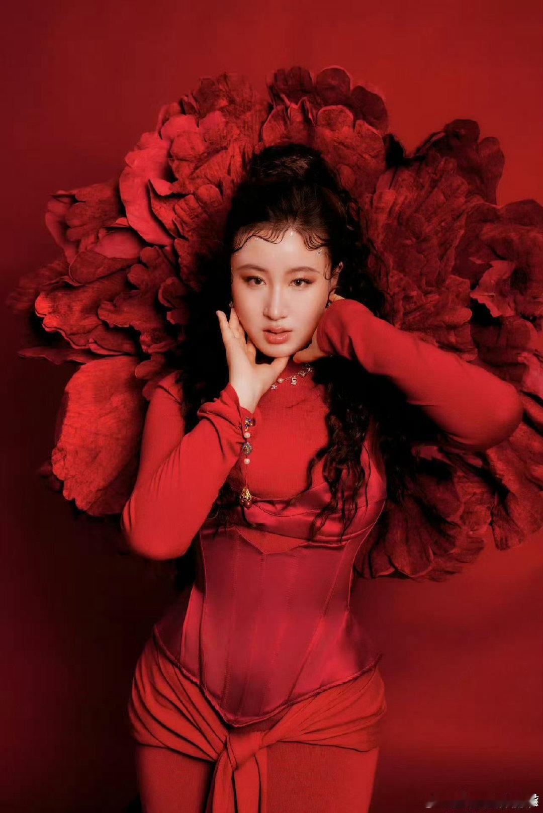 锤娜丽莎加盟歌手2026 锤娜丽莎圆梦歌手圆梦时刻圆满到来，锤娜丽莎加盟歌手20