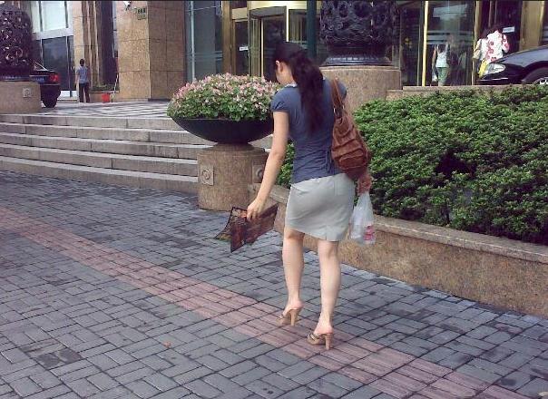 那些曾让你快乐的，
往往会带来痛苦；
那些曾让你痛苦的，
或许会成就真正的快乐。