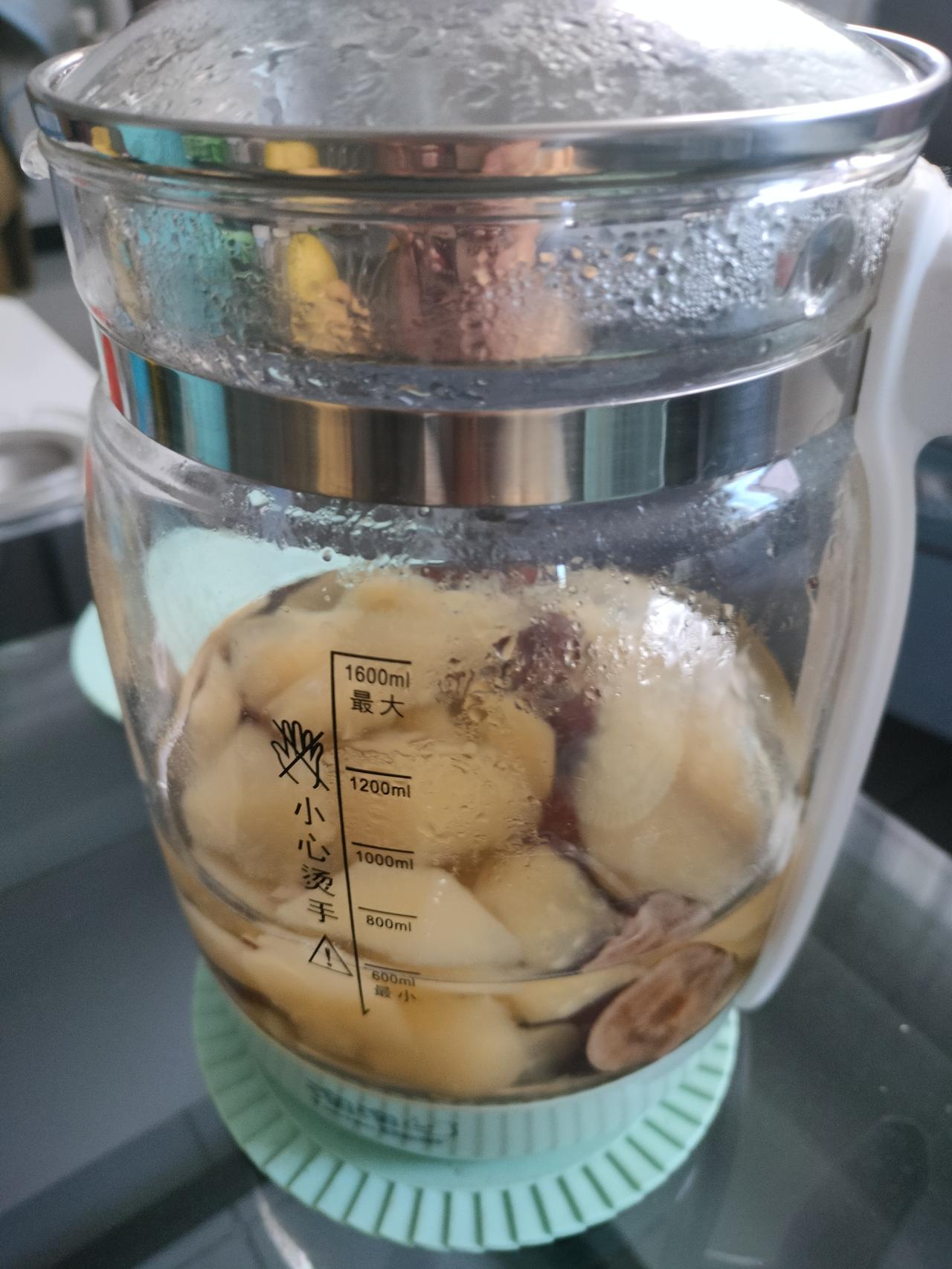 你问我答今天煮苹果大枣水，用养生壶煮的，比用奶锅煮的要好喝，不知道什么原因？