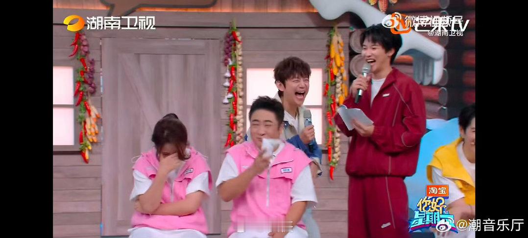 马丽的嘴有自己的想法绕口令环节马丽被“牛油果”彻底绕晕，大脑和嘴巴完全不同频，越