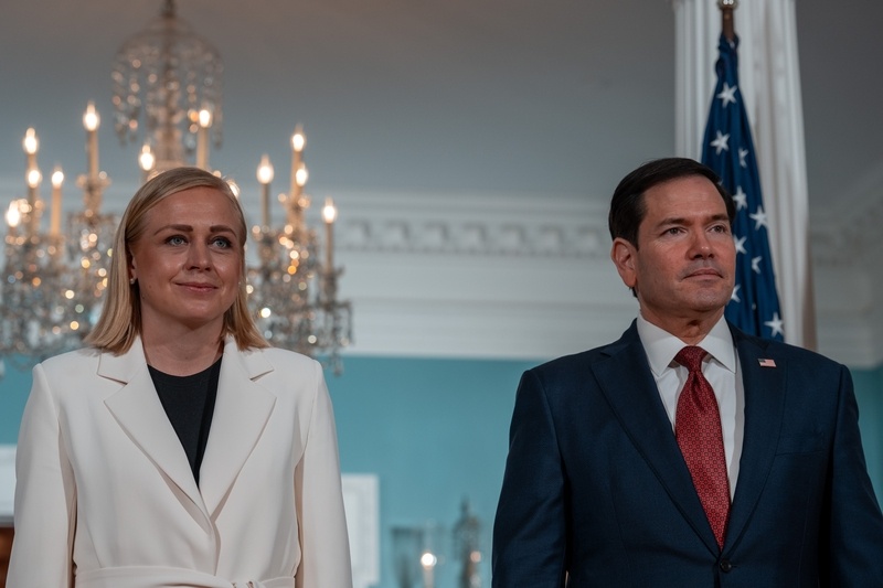 #芬兰外长宣称中国跟俄好就别想签协定# 【芬兰外长口气挺大：中国跟俄关系好，就别