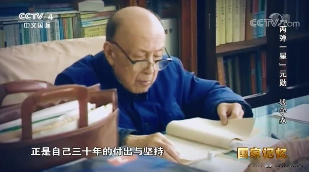 有网友说牢A，能抵得上15个师兵力？堪称“当代鲁迅”，“国士无双”！苍狼看到这些