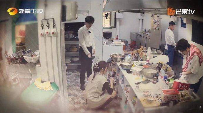 丁禹兮[超话]中餐厅是丁禹兮盛大的戒断反应丁禹兮lastday中餐厅 中餐厅最后