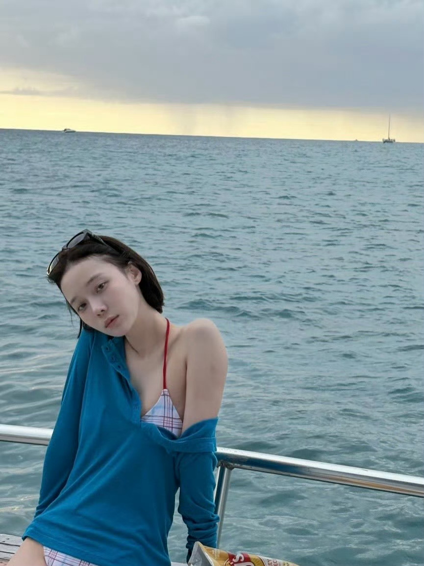 乖女孩                   坏女孩 