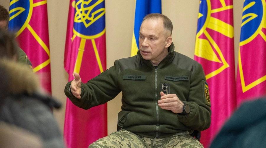 乌克兰宣布俄罗斯越打越挫，乌军负责人西尔斯基声称，上个月俄军几乎没有任何拿得出手