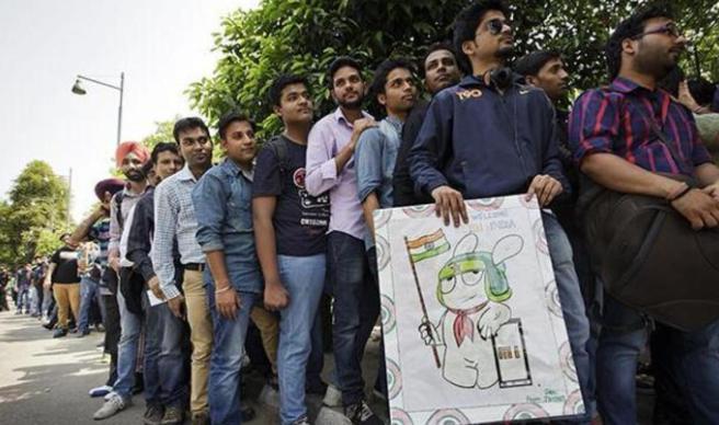 嘴上喊着宁可热死，身体却非常诚实！印度人被中国空调狠狠打脸！

麻烦看官老爷们右