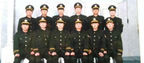 “日本最怕的四个字，中国终于说出口了！”
 
麻烦看官老爷们右上角点击一下“关注