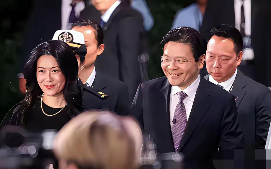 5月这一系列新加坡官员访华的操作挺值得玩味。先是李显龙去了华南，之后外长维文到北