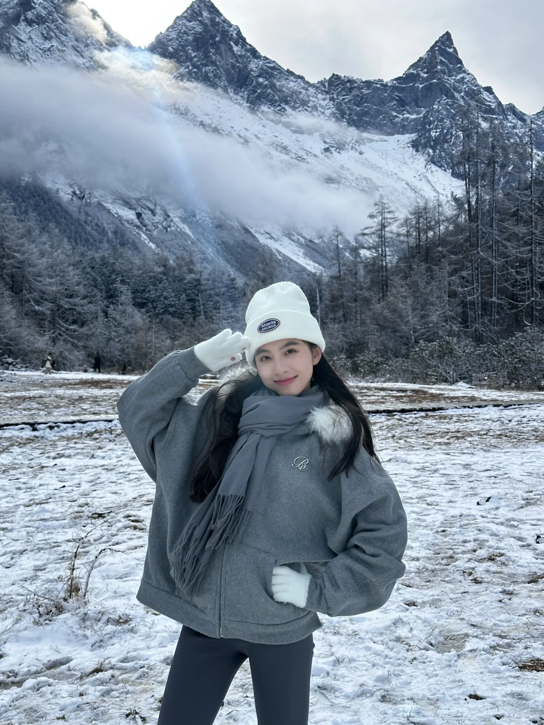 去川西玩雪啦｜动作越大真的拍照越好看啦～