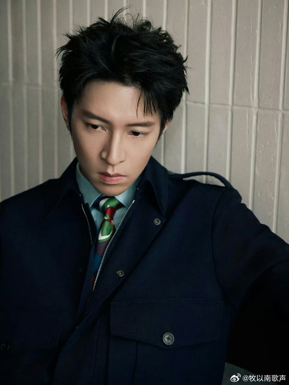 孙阳现场做起了播客知道吗？孙阳现场开视频播客啦！对话潮流、设计、现场也太幸福。帅