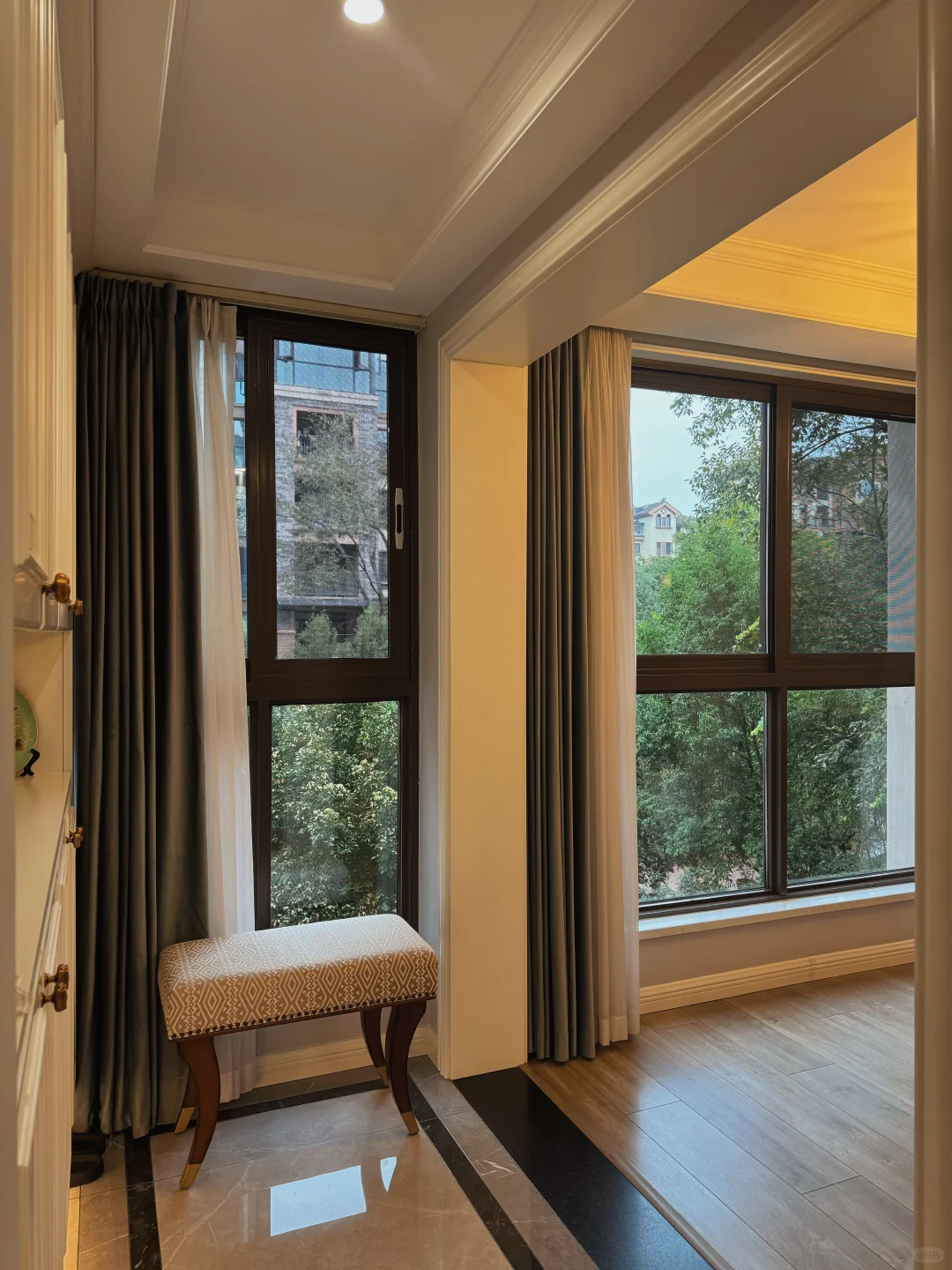 傍晚6点，牛马回家那一刻