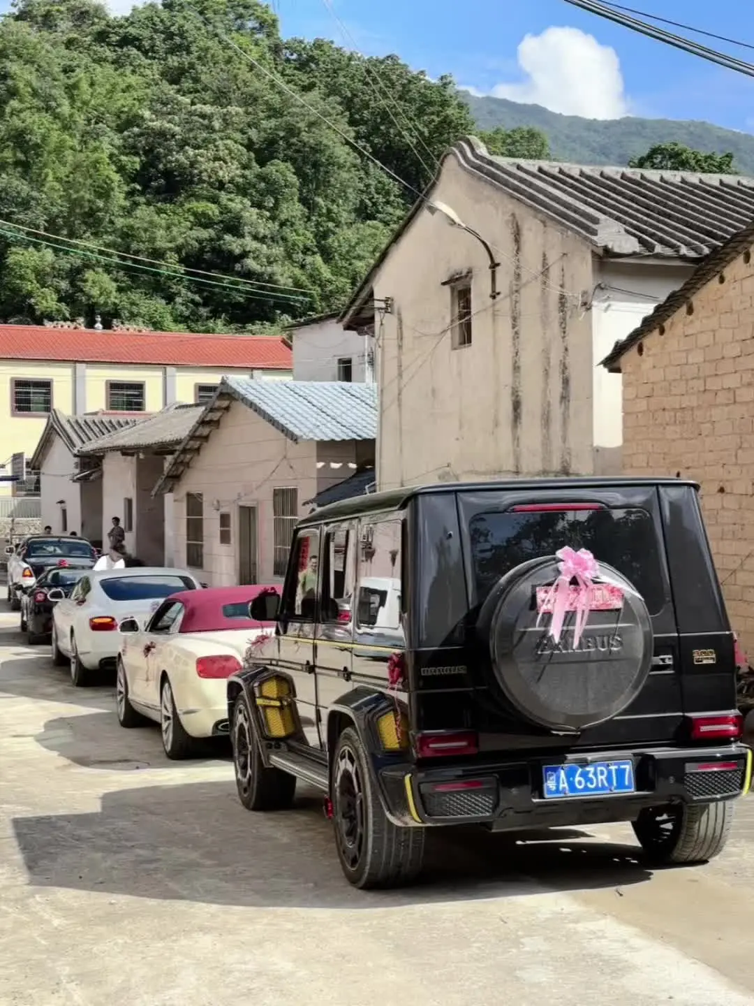 明媒正娶 拜祖宗 而立之年在这片有根的土地上迎娶最爱的白月光 这一刻的含金量谁懂