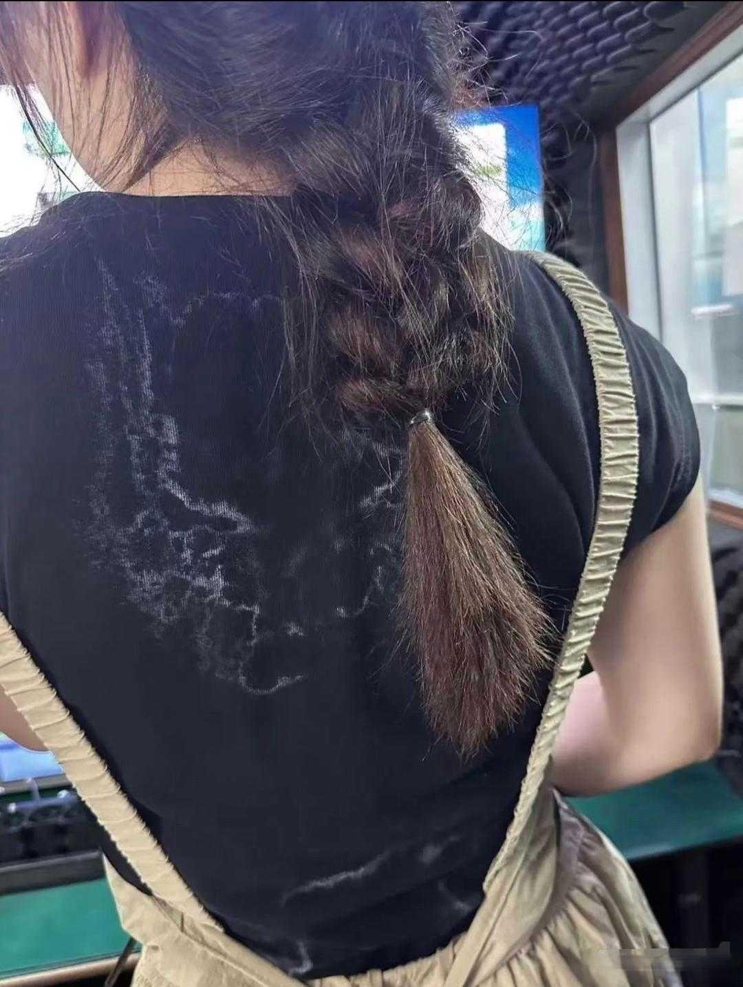 这衣服怎么总这样