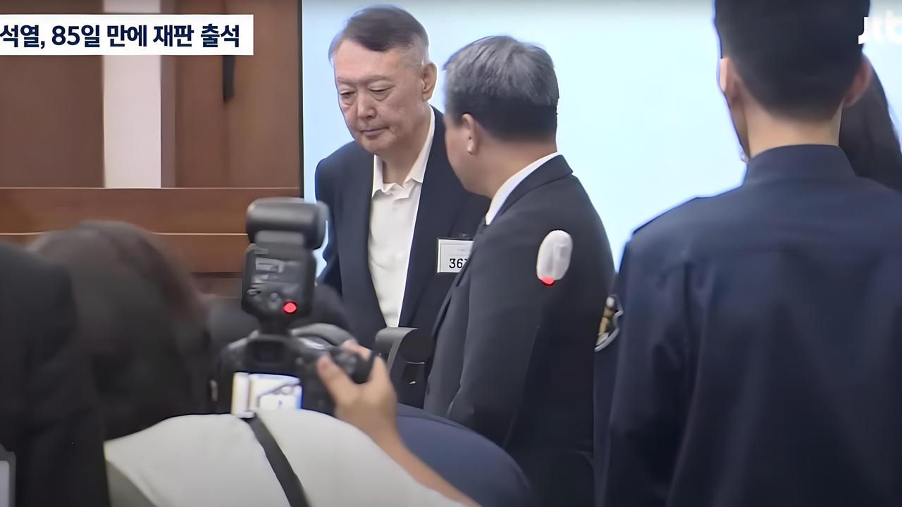 大家都知道，韩国总统是一个高危的职业，几乎历任的总统没有一个能够善终的。但是，这