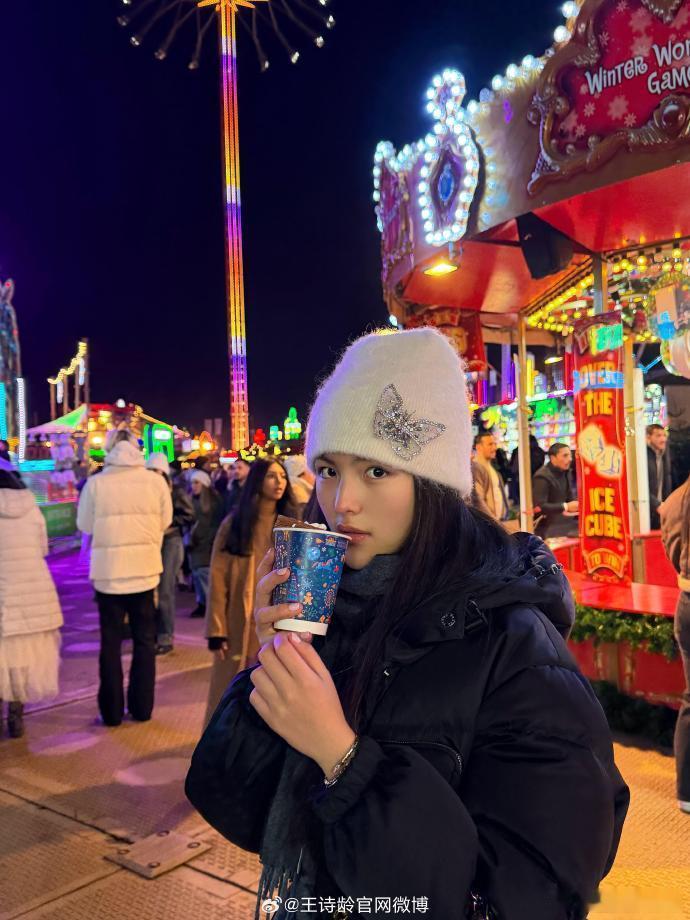 王诗龄放寒假了救命！王诗龄这寒假回国的排面，行李箱都走出了高定秀的感觉，太绝了 