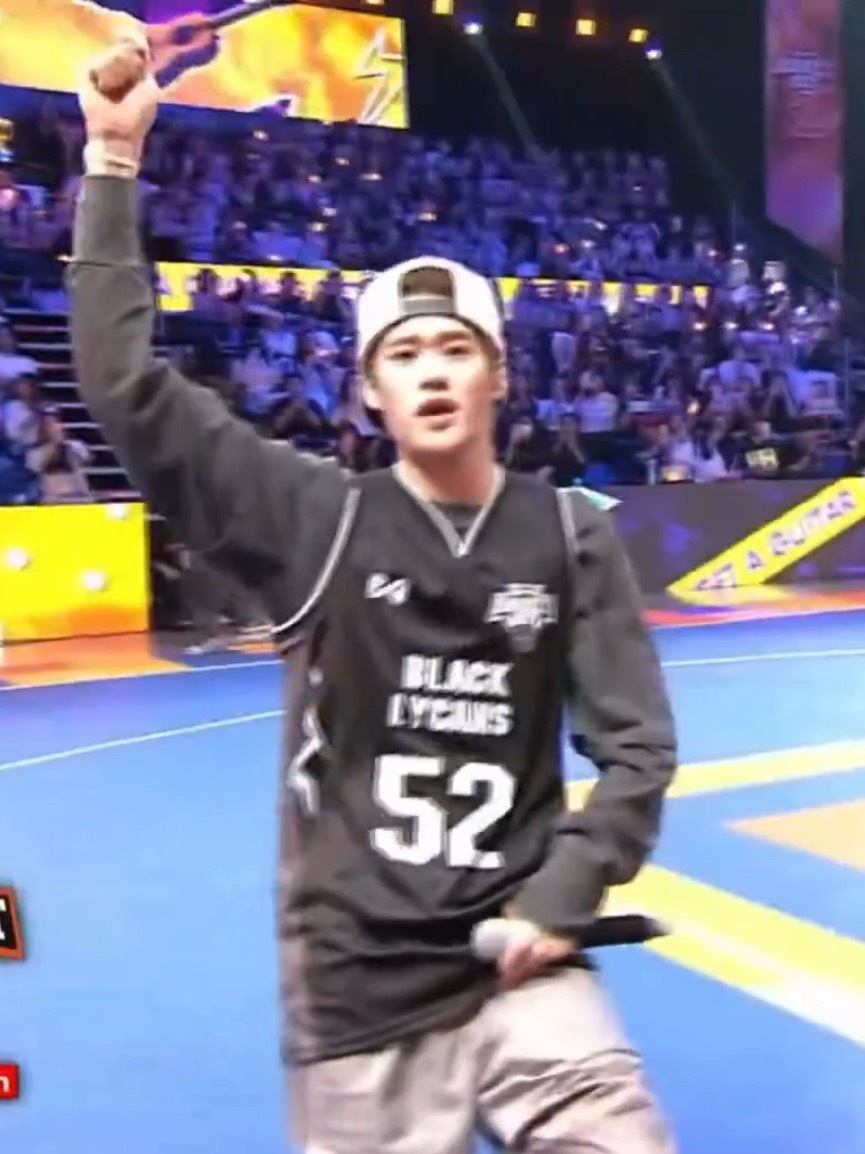 啊啊啊啊卧槽！李炤熙穿5️⃣2️⃣号球服好帅