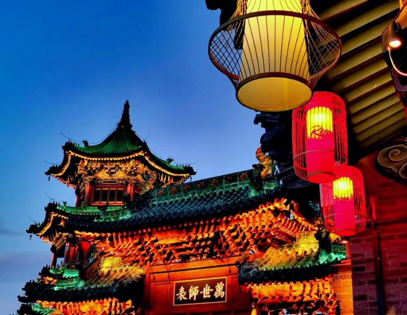 你见过拿演唱会门票就能免费坐地铁、公交，还能逛景区的城市吗？

太原就做到了。过