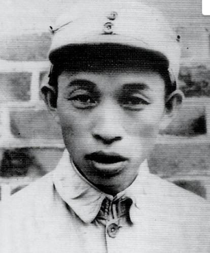 1943年,一名侦察员慌慌张张到新四军第6师16旅旅部报告：“旅长，不好了，我在