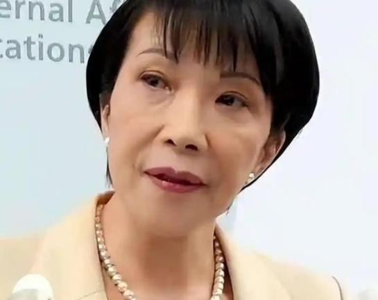 一个日本华人曾一针见血指出：现在中国若再战日本，撑不了14年，不是中国能撑多久，