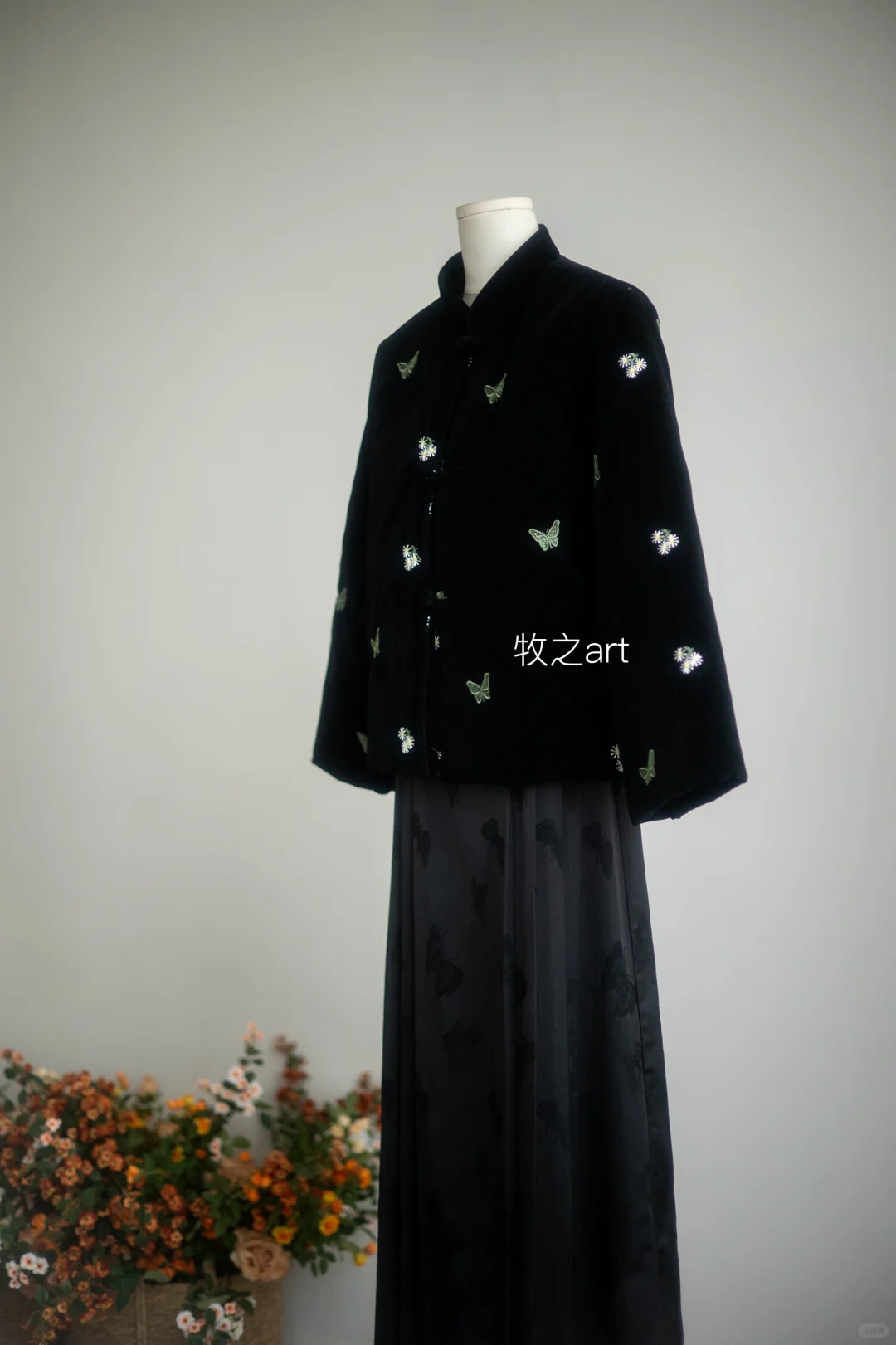 蝴蝶来信｜中式丝绒棉服
